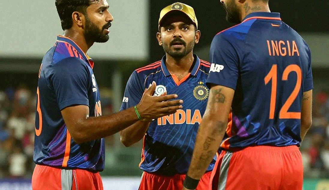 খালি ফাইল আর অদৃশ্য লেজার: ক্রিকেট বিশ্লেষণে তথ্যের উৎস যাচাইয়ের প্রশ্ন