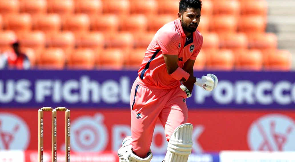 Thirty Centimetres in the 19th Over: Reading Bangladesh's Death-Bowling From One Night in Mirpur Thirty Centimetres in the 19th Over: Reading Bangladesh's Death-Bowling From One Night in Mirpur
