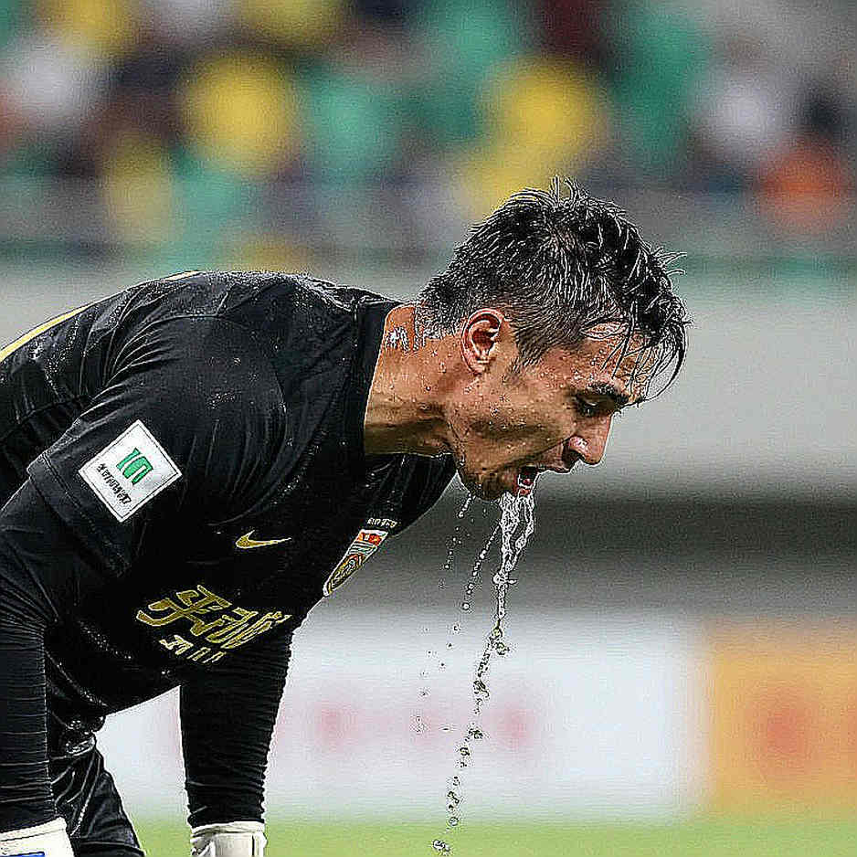 A Dog on the Pitch, Blank Cells in the Notebook: Atlante 0–0 Pumas and the Recurring Record at Ajusco A Dog on the Pitch, Blank Cells in the Notebook: Atlante 0–0 Pumas and the Recurring Record at Ajusco