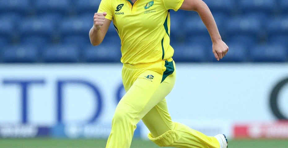 টেস্ট রেকর্ড বনাম সেঞ্চুরির হিসাব: কোহলি ও রুটের লক্ষ্য এক নয়, মাঠও এক নয় টেস্ট রেকর্ড বনাম সেঞ্চুরির হিসাব: কোহলি ও রুটের লক্ষ্য এক নয়, মাঠও এক নয়