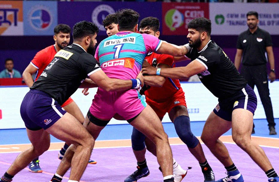 এশিয়ান গেমস ২০২৬: ভারতের ৪৮–২৫ জয়ের আড়ালে ঢাকা ফাঁক, আর ক্যামেরার বাইরে পড়ে থাকা নারী কাবাডি এশিয়ান গেমস ২০২৬: ভারতের ৪৮–২৫ জয়ের আড়ালে ঢাকা ফাঁক, আর ক্যামেরার বাইরে পড়ে থাকা নারী কাবাডি