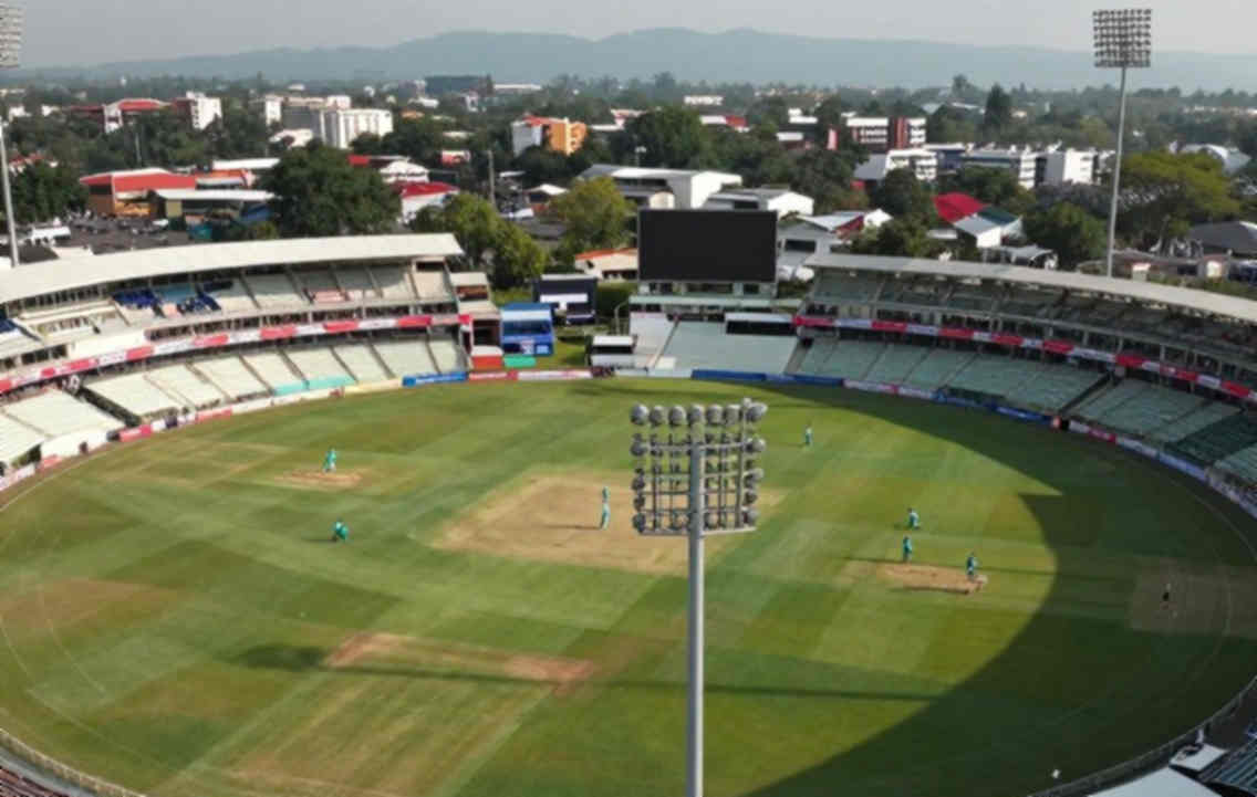 Umpire's Call: Who Actually Draws the Grey Line of DRS? Umpire's Call: Who Actually Draws the Grey Line of DRS?